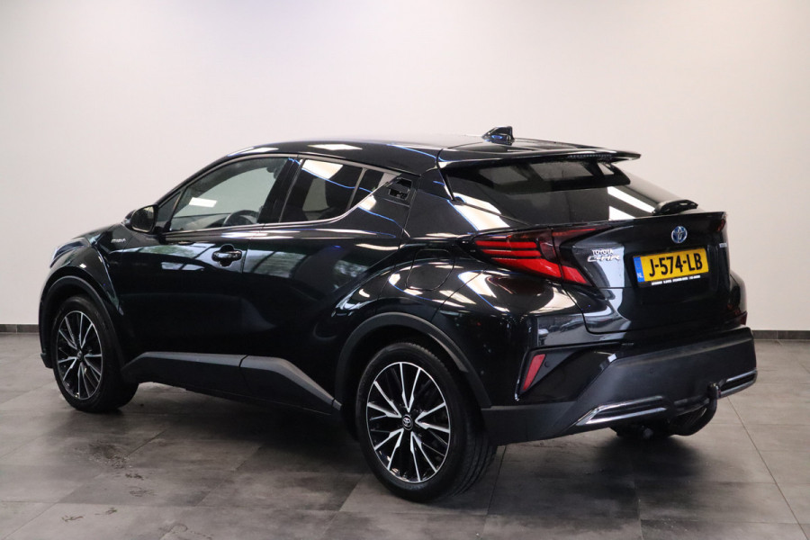 Toyota C-HR 2.0 Hybrid Executive Navigatie Cruise control 18LMV trekhaak DAB+