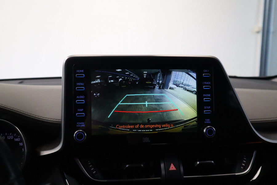 Toyota C-HR 2.0 Hybrid Executive Navigatie Cruise control 18LMV trekhaak DAB+