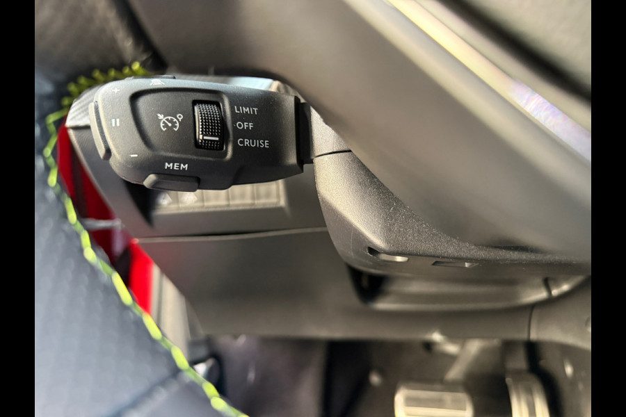 Peugeot 208 1.2 PureTech GT, Automaat, Pano, 3D cockpit, Nieuwstaat