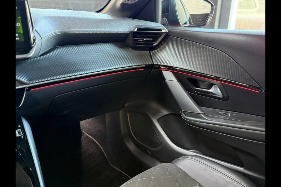 Peugeot 208 1.2 PureTech GT, Automaat, Pano, 3D cockpit, Nieuwstaat