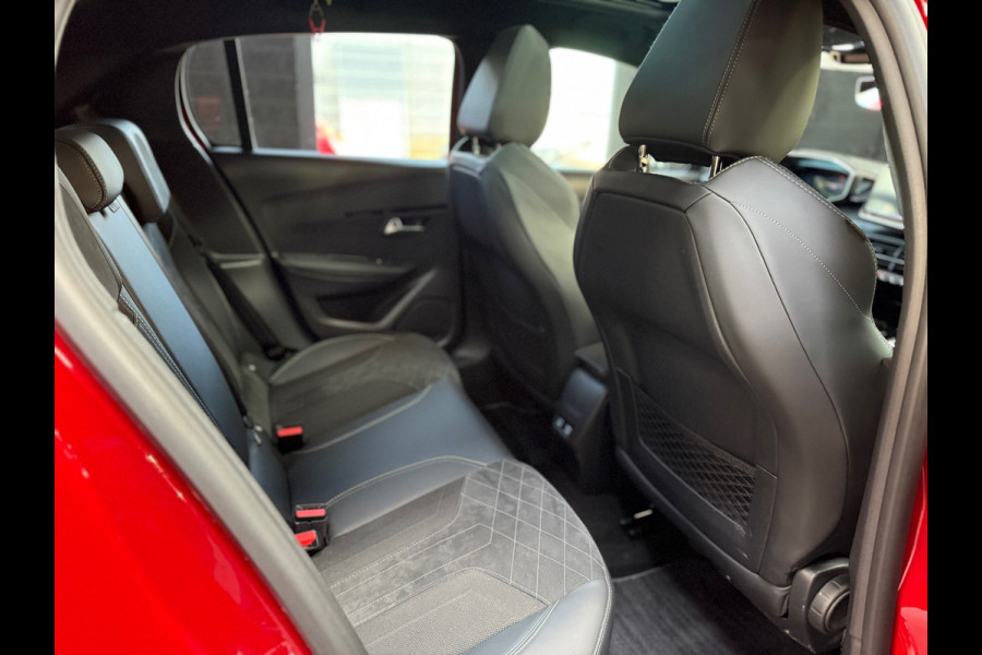 Peugeot 208 1.2 PureTech GT, Automaat, Pano, 3D cockpit, Nieuwstaat