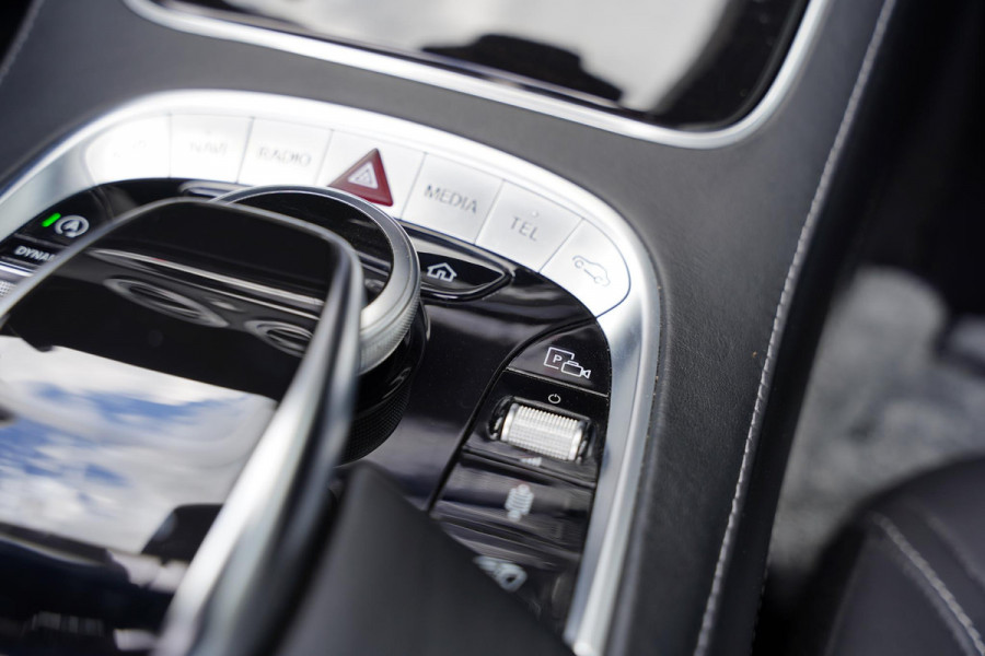 Mercedes-Benz S-Klasse 63 AMG Cabriolet 4-Matic Nachtzicht Burmester