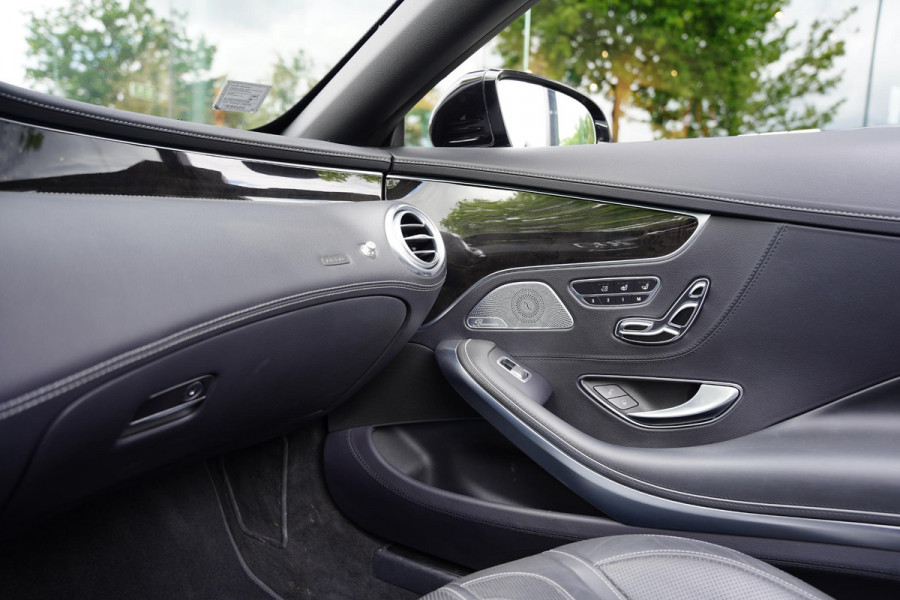 Mercedes-Benz S-Klasse 63 AMG Cabriolet 4-Matic Nachtzicht Burmester
