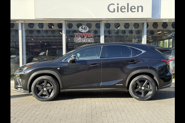 Lexus NX 300h AWD F Sport Line | Trekhaak, Panoramadak, Facelift, Leer, Stoelverwarming, Head up display, Dodehoekherkenning, 1500KG Trek