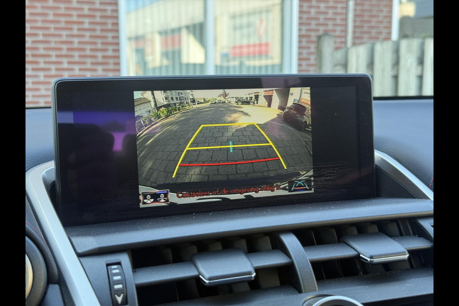 Lexus NX 300h AWD F Sport Line | Trekhaak, Panoramadak, Facelift, Leer, Stoelverwarming, Head up display, Dodehoekherkenning, 1500KG Trek