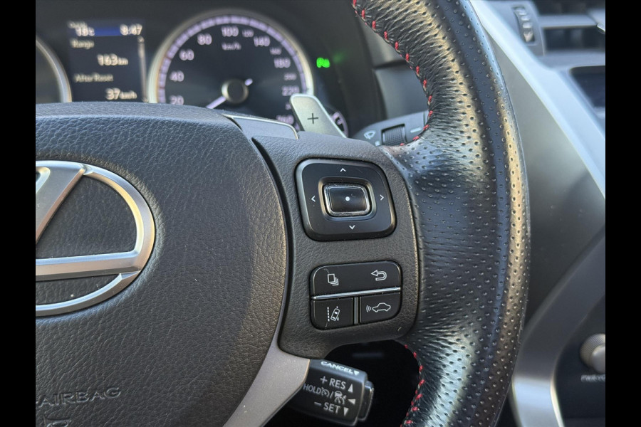Lexus NX 300h AWD F Sport Line | Trekhaak, Panoramadak, Facelift, Leer, Stoelverwarming, Head up display, Dodehoekherkenning, 1500KG Trek