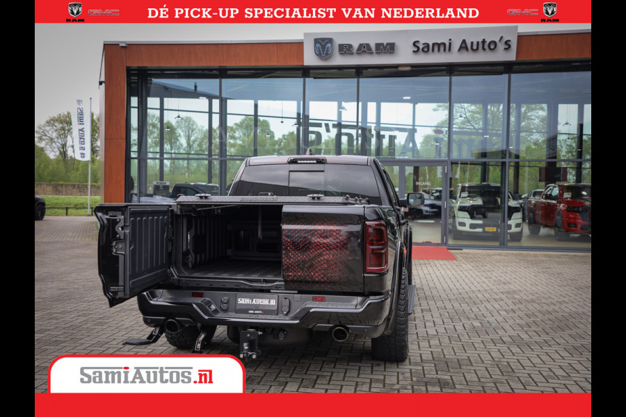 Dodge Ram COBRA EDITION | 1500 Limited Night High Output 540HP 706Nm | Massage + Full Option | De Meest Luxe en Volle Pick-Up in zijn Klas Comfortabele Dubbele Cabine met Royale 5 Zitplaatsen | BPM vrij | Nu Leverbaar uit Voorraad | Voorraad Nr 2368 -  5452 | Cobra package is meerprijs |