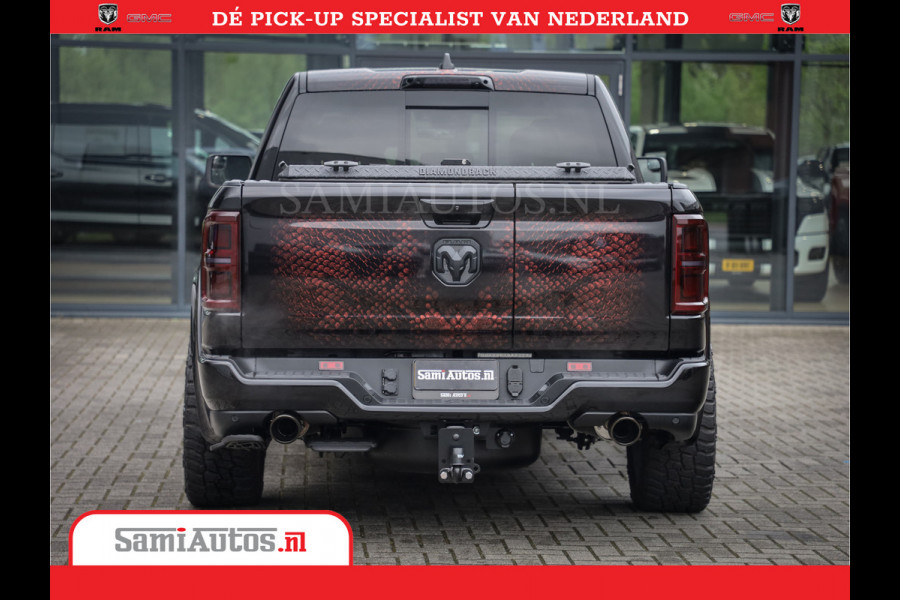 Dodge Ram COBRA EDITION | 1500 Limited Night High Output 540HP 706Nm | Massage + Full Option | De Meest Luxe en Volle Pick-Up in zijn Klas Comfortabele Dubbele Cabine met Royale 5 Zitplaatsen | BPM vrij | Nu Leverbaar uit Voorraad | Voorraad Nr 2368 -  5452 | Cobra package is meerprijs |