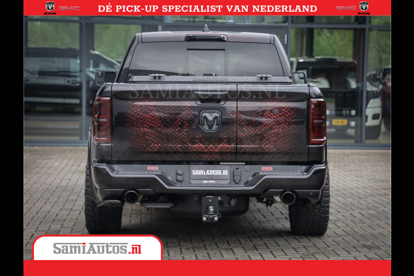 Dodge Ram COBRA EDITION | 1500 Limited Night High Output 540HP 706Nm | Massage + Full Option | De Meest Luxe en Volle Pick-Up in zijn Klas Comfortabele Dubbele Cabine met Royale 5 Zitplaatsen | BPM vrij | Nu Leverbaar uit Voorraad | Voorraad Nr 2368 -  5452 | Cobra package is meerprijs |