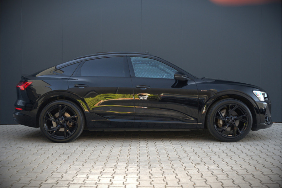 Audi e-tron Sportback 50 quattro S edition 71 kWh | Bang & Olufsen | Panoramadak | S-Line | Keyless | Memory Seats | Stoelverwarming | Ambiance Verlichting | Camera | Adaptive Cruise Control | Leer | Matrix LED | Luchtvering | B&O
