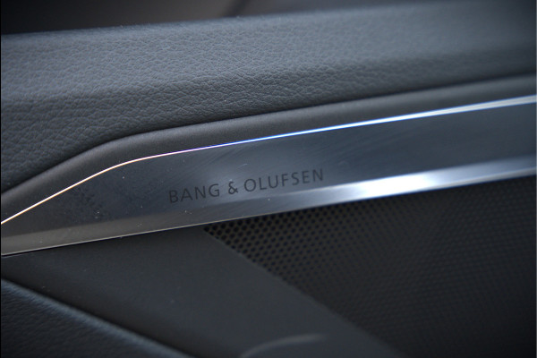 Audi e-tron Sportback 50 quattro S edition 71 kWh | Bang & Olufsen | Panoramadak | S-Line | Keyless | Memory Seats | Stoelverwarming | Ambiance Verlichting | Camera | Adaptive Cruise Control | Leer | Matrix LED | Luchtvering | B&O
