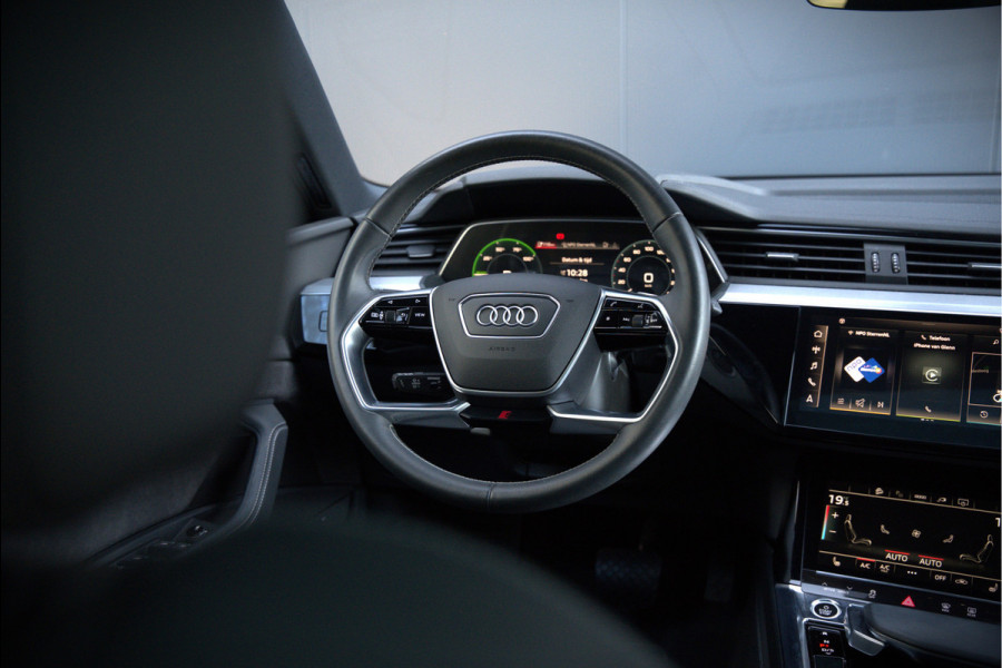 Audi e-tron Sportback 50 quattro S edition 71 kWh | Bang & Olufsen | Panoramadak | S-Line | Keyless | Memory Seats | Stoelverwarming | Ambiance Verlichting | Camera | Adaptive Cruise Control | Leer | Matrix LED | Luchtvering | B&O
