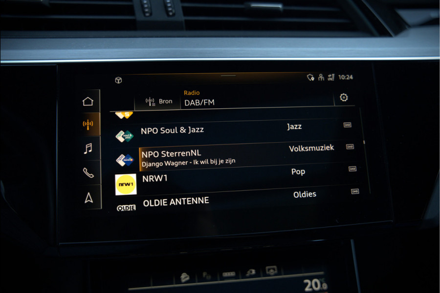 Audi e-tron Sportback 50 quattro S edition 71 kWh | Bang & Olufsen | Panoramadak | S-Line | Keyless | Memory Seats | Stoelverwarming | Ambiance Verlichting | Camera | Adaptive Cruise Control | Leer | Matrix LED | Luchtvering | B&O