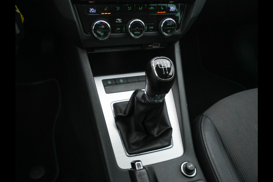 Škoda Octavia Combi 1.6 TDI Greentech Clever Edition *NAVI-FULLMAP | AMUNDSEN-AUDIO | ECC | CRUISE | DAB | APP-CONNECT | PDC | 1/2-LEATHER | COMFORT-SEATS | 16'' ALU*
