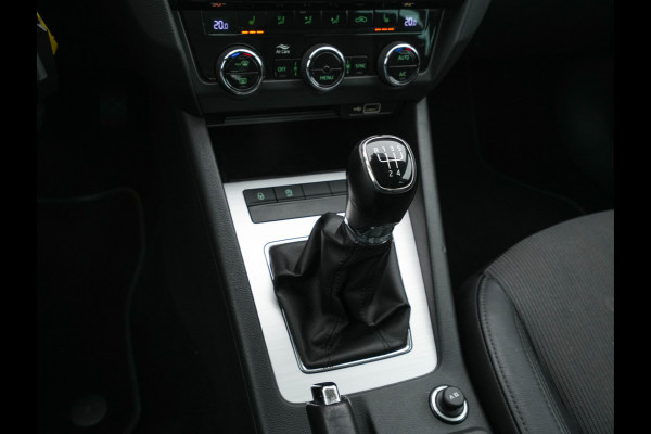 Škoda Octavia Combi 1.6 TDI Greentech Clever Edition *NAVI-FULLMAP | AMUNDSEN-AUDIO | ECC | CRUISE | DAB | APP-CONNECT | PDC | 1/2-LEATHER | COMFORT-SEATS | 16'' ALU*