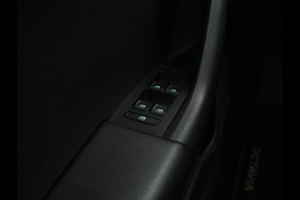 Škoda Octavia Combi 1.6 TDI Greentech Clever Edition *NAVI-FULLMAP | AMUNDSEN-AUDIO | ECC | CRUISE | DAB | APP-CONNECT | PDC | 1/2-LEATHER | COMFORT-SEATS | 16'' ALU*