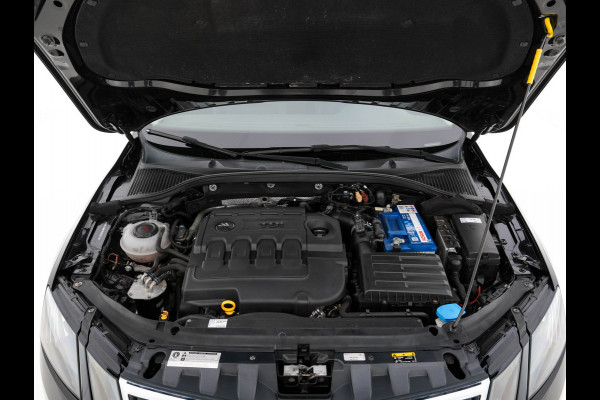 Škoda Octavia Combi 1.6 TDI Greentech Clever Edition *NAVI-FULLMAP | AMUNDSEN-AUDIO | ECC | CRUISE | DAB | APP-CONNECT | PDC | 1/2-LEATHER | COMFORT-SEATS | 16'' ALU*