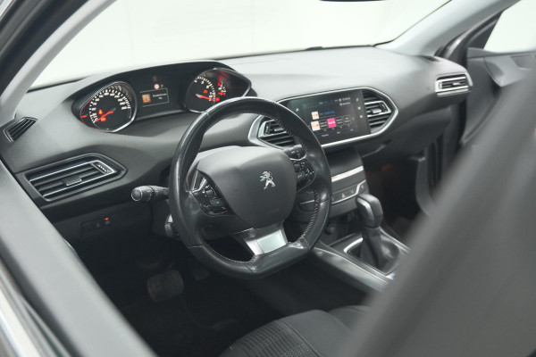 Peugeot 308 PureTech 130 EAT6 Allure | Trekhaak | Camera | Panoramadak | Apple Carplay