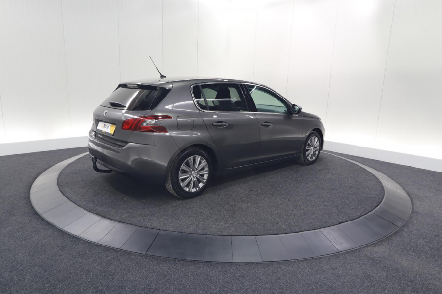 Peugeot 308 PureTech 130 EAT6 Allure | Trekhaak | Camera | Panoramadak | Apple Carplay