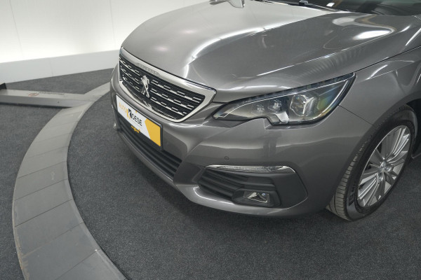 Peugeot 308 PureTech 130 EAT6 Allure | Trekhaak | Camera | Panoramadak | Apple Carplay