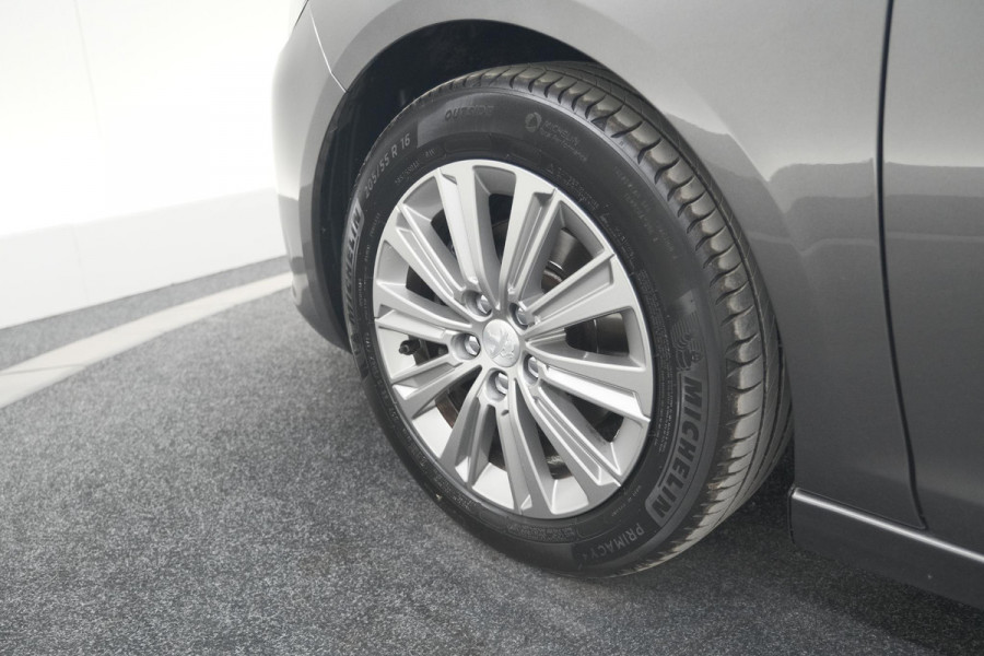 Peugeot 308 PureTech 130 EAT6 Allure | Trekhaak | Camera | Panoramadak | Apple Carplay