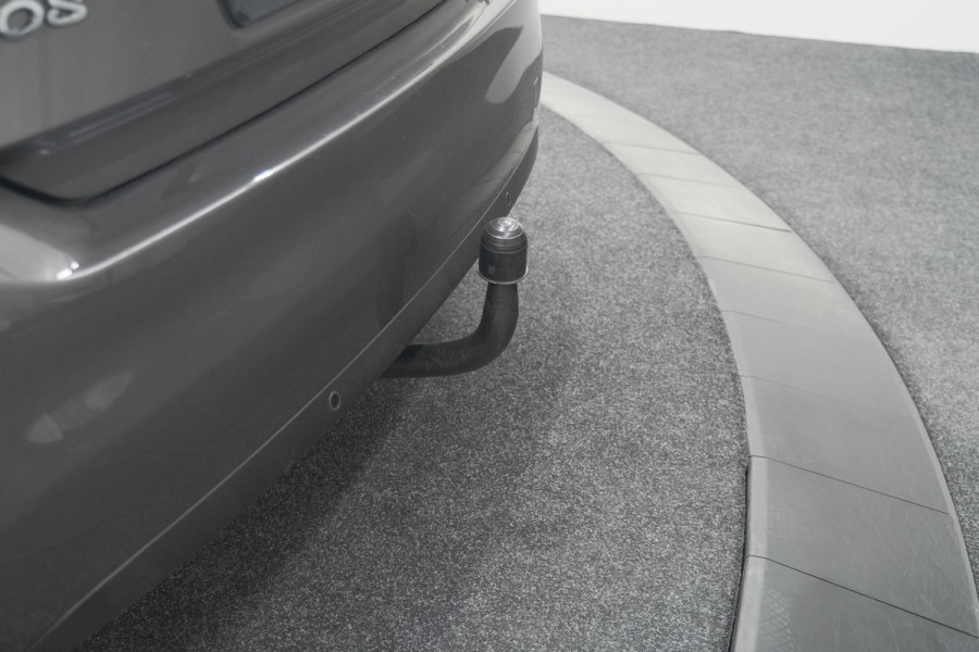 Peugeot 308 PureTech 130 EAT6 Allure | Trekhaak | Camera | Panoramadak | Apple Carplay