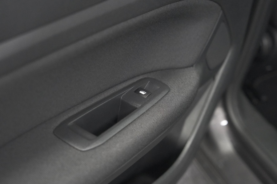 Peugeot 308 PureTech 130 EAT6 Allure | Trekhaak | Camera | Panoramadak | Apple Carplay