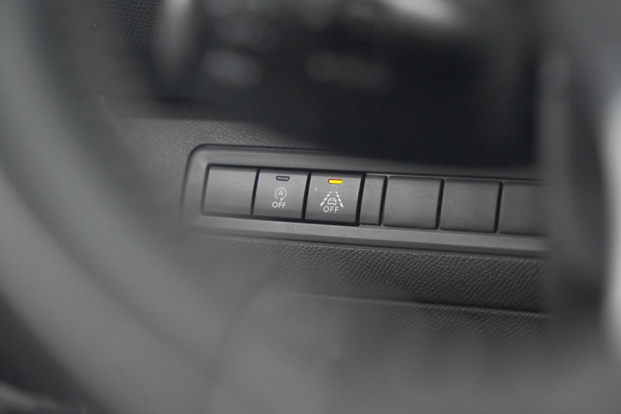 Peugeot 308 PureTech 130 EAT6 Allure | Trekhaak | Camera | Panoramadak | Apple Carplay