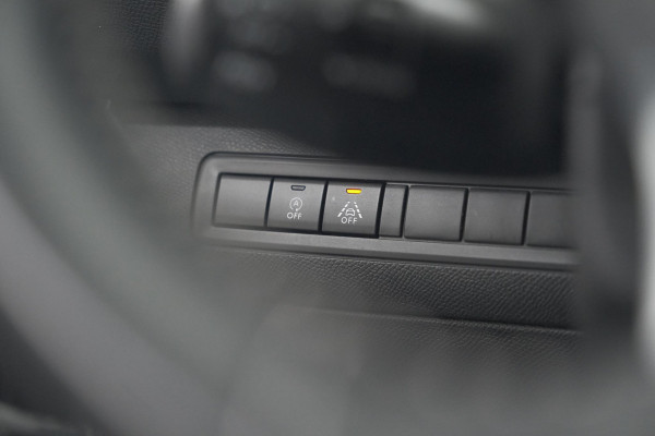 Peugeot 308 PureTech 130 EAT6 Allure | Trekhaak | Camera | Panoramadak | Apple Carplay