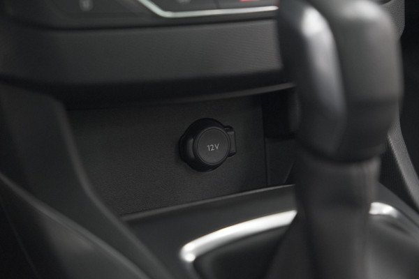 Peugeot 308 PureTech 130 EAT6 Allure | Trekhaak | Camera | Panoramadak | Apple Carplay