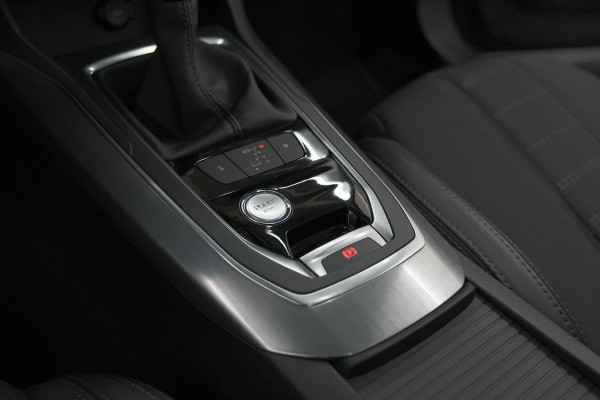 Peugeot 308 PureTech 130 EAT6 Allure | Trekhaak | Camera | Panoramadak | Apple Carplay