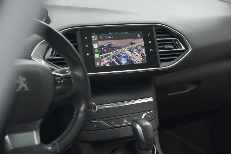 Peugeot 308 PureTech 130 EAT6 Allure | Trekhaak | Camera | Panoramadak | Apple Carplay