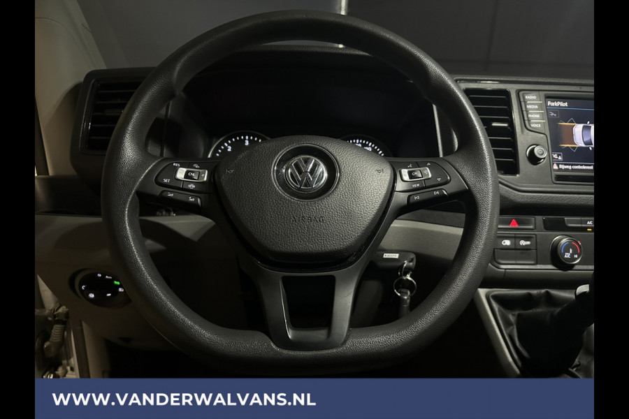 Volkswagen Crafter 2.0 TDI 140 pk L3H3 L2H2 Euro6 ** Airco | Cruisecontrol | Camera | Apple Carplay Android Auto, Parkeersensoren, Bijrijdersbank, 3000kg Trekvermogen