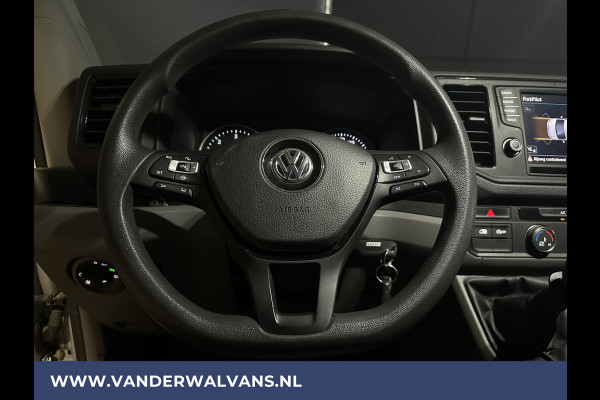 Volkswagen Crafter 2.0 TDI 140 pk L3H3 L2H2 Euro6 ** Airco | Cruisecontrol | Camera | Apple Carplay Android Auto, Parkeersensoren, Bijrijdersbank, 3000kg Trekvermogen