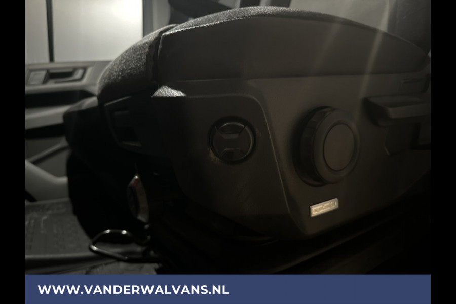 Volkswagen Crafter 2.0 TDI 140 pk L3H3 L2H2 Euro6 ** Airco | Cruisecontrol | Camera | Apple Carplay Android Auto, Parkeersensoren, Bijrijdersbank, 3000kg Trekvermogen