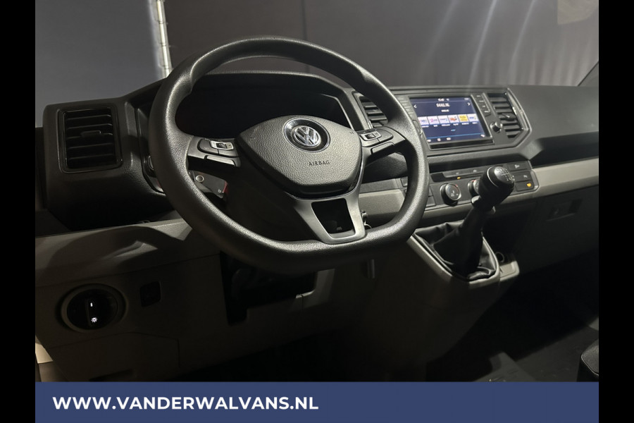 Volkswagen Crafter 2.0 TDI 140 pk L3H3 L2H2 Euro6 ** Airco | Cruisecontrol | Camera | Apple Carplay Android Auto, Parkeersensoren, Bijrijdersbank, 3000kg Trekvermogen