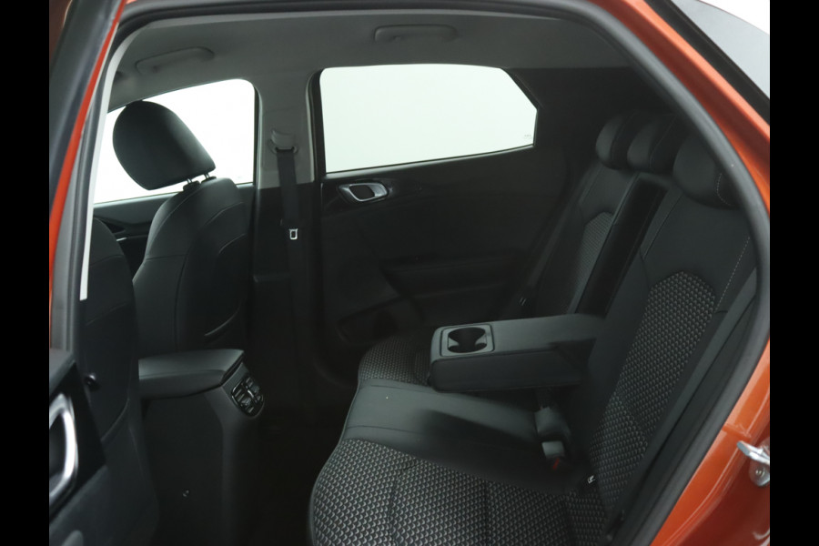 Kia Xceed 1.0 T-GDi DynamicPlusLine - Climate Control - Cruise Control - LED Koplampen - Navigatie - Stoel/Stuur Verwarming - Fabrieksgarantie Tot 2029