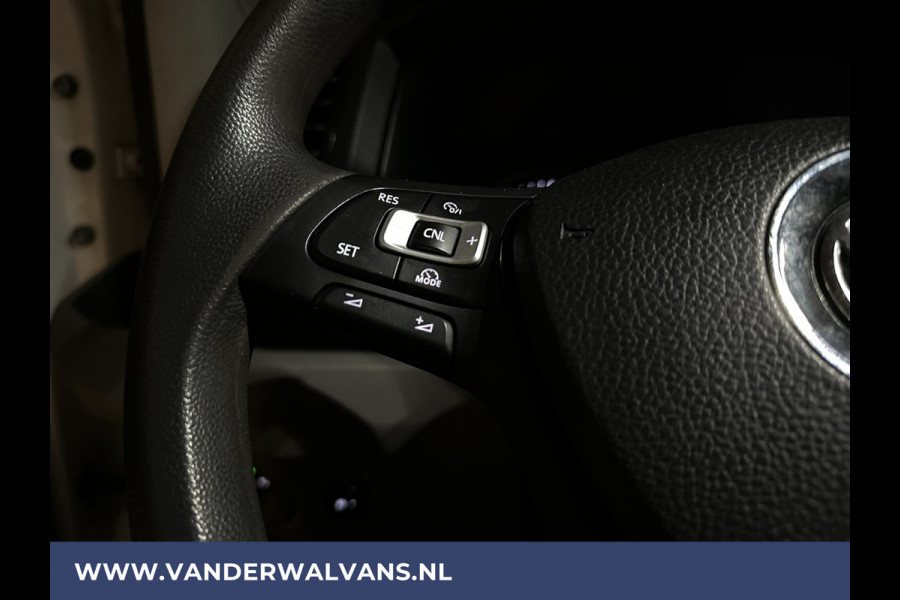 Volkswagen Crafter 2.0 TDI 177 pk Bakwagen Dubbel Lucht Laadklep Zijdeur Euro6 Airco | Camera | Cruisecontrol | Apple Carplay, Android Auto, Chauffeursstoel, Cruisecontrol, Bijrijdersbank