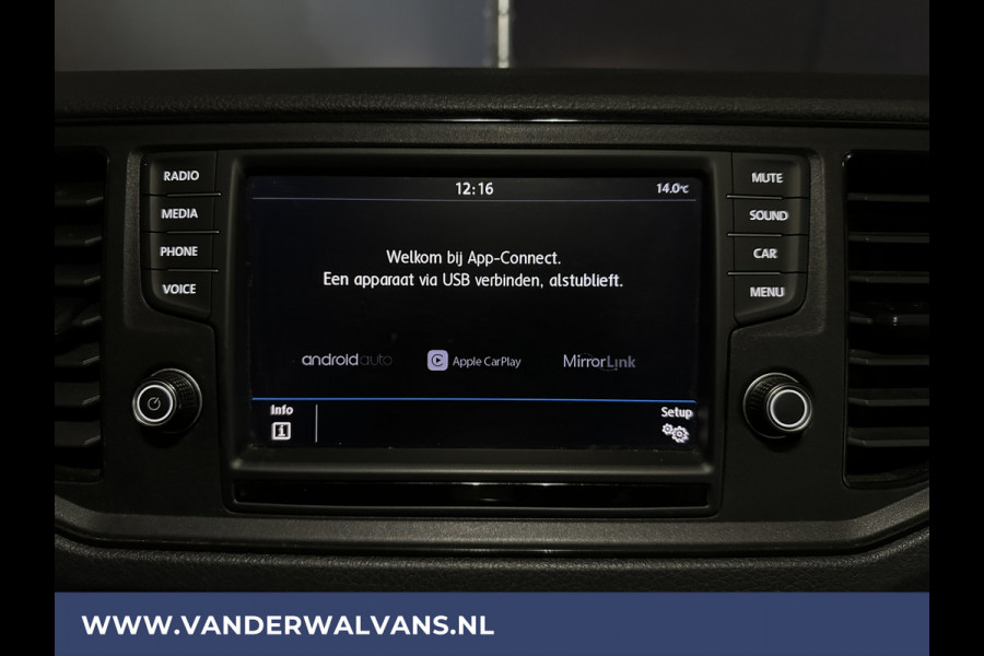 Volkswagen Crafter 2.0 TDI 177 pk Bakwagen Dubbel Lucht Laadklep Zijdeur Euro6 Airco | Camera | Cruisecontrol | Apple Carplay, Android Auto, Chauffeursstoel, Cruisecontrol, Bijrijdersbank