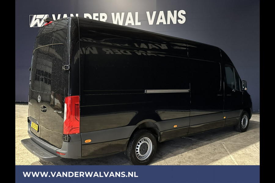 Mercedes-Benz Sprinter 317 CDI 170 pk L3H2 Euro6 Airco | Camera | MBUX | Apple Carplay | Cruisecontrol Chauffeursstoel, Bijrijdersbank, Android Auto, stoelverwarming, MBUX