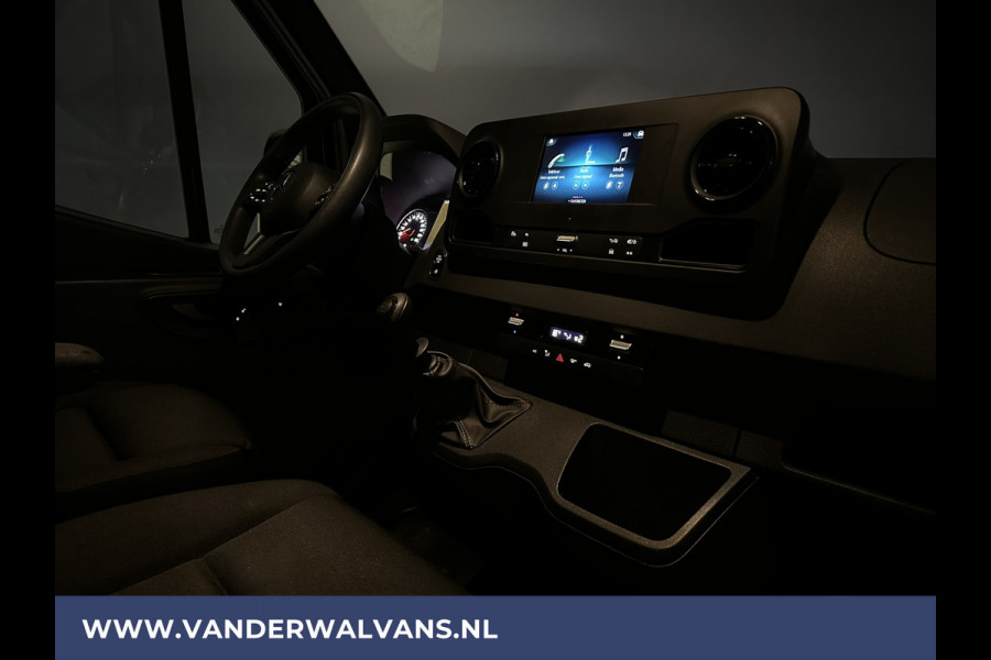 Mercedes-Benz Sprinter 317 CDI 170 pk L3H2 Euro6 Airco | Camera | MBUX | Apple Carplay | Cruisecontrol Chauffeursstoel, Bijrijdersbank, Android Auto, stoelverwarming, MBUX