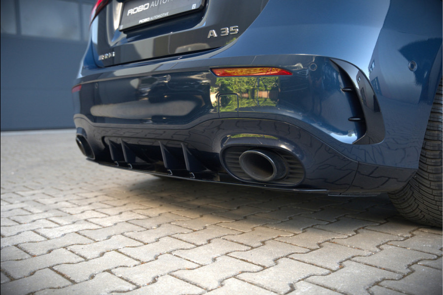Mercedes-Benz A-Klasse AMG 35 4MATIC Edition 1 | Panoramadak | Burmester | AMG Performance Recaro stoelen | Stoelverwarming | Keyless | Aero pack | Adaptive Cruise Control | Ambiance verlichting | 360 Camera |