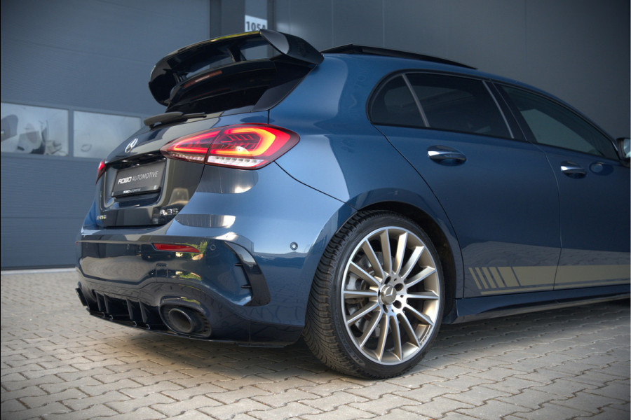 Mercedes-Benz A-Klasse AMG 35 4MATIC Edition 1 | Panoramadak | Burmester | AMG Performance Recaro stoelen | Stoelverwarming | Keyless | Aero pack | Adaptive Cruise Control | Ambiance verlichting | 360 Camera |