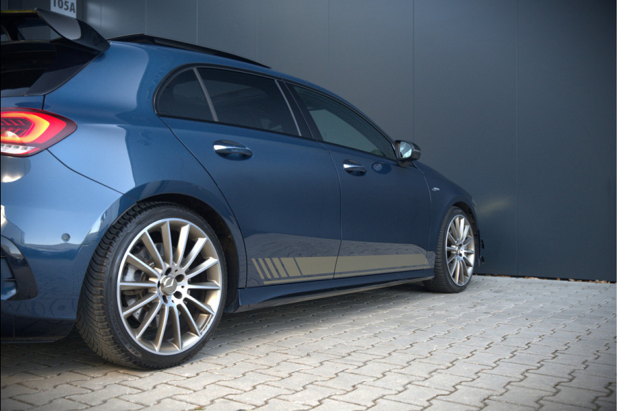 Mercedes-Benz A-Klasse AMG 35 4MATIC Edition 1 | Panoramadak | Burmester | AMG Performance Recaro stoelen | Stoelverwarming | Keyless | Aero pack | Adaptive Cruise Control | Ambiance verlichting | 360 Camera |