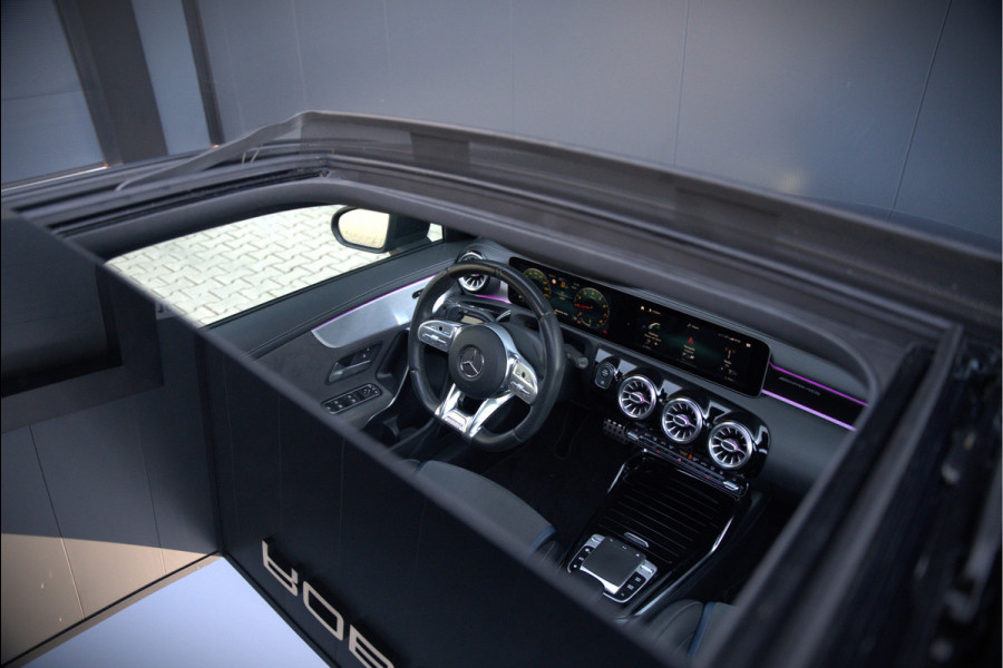 Mercedes-Benz A-Klasse AMG 35 4MATIC Edition 1 | Panoramadak | Burmester | AMG Performance Recaro stoelen | Stoelverwarming | Keyless | Aero pack | Adaptive Cruise Control | Ambiance verlichting | 360 Camera |