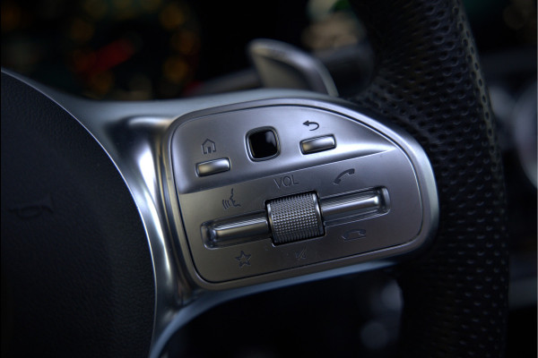 Mercedes-Benz A-Klasse AMG 35 4MATIC Edition 1 | Panoramadak | Burmester | AMG Performance Recaro stoelen | Stoelverwarming | Keyless | Aero pack | Adaptive Cruise Control | Ambiance verlichting | 360 Camera |