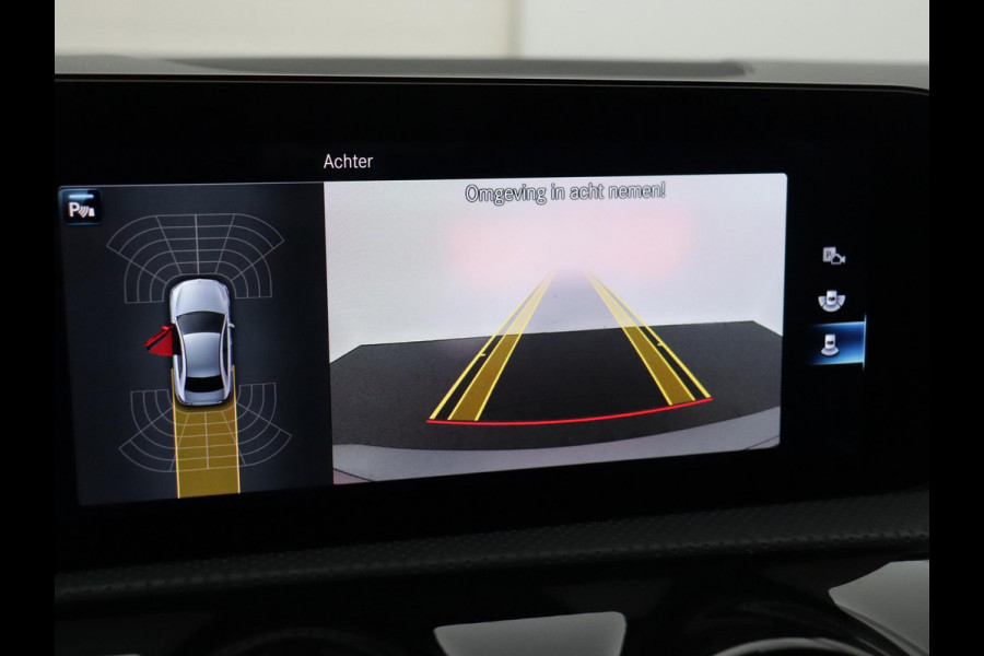 Mercedes-Benz A-Klasse 200 Premium SFEERVERLICHTING WIDE-SCREEN CAMERA LEER