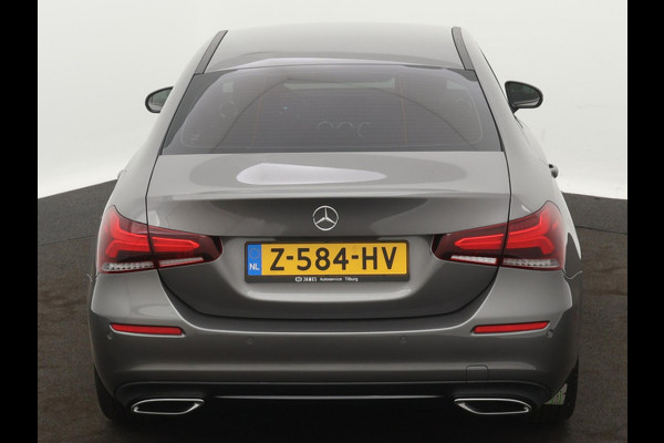 Mercedes-Benz A-Klasse 200 Premium SFEERVERLICHTING WIDE-SCREEN CAMERA LEER