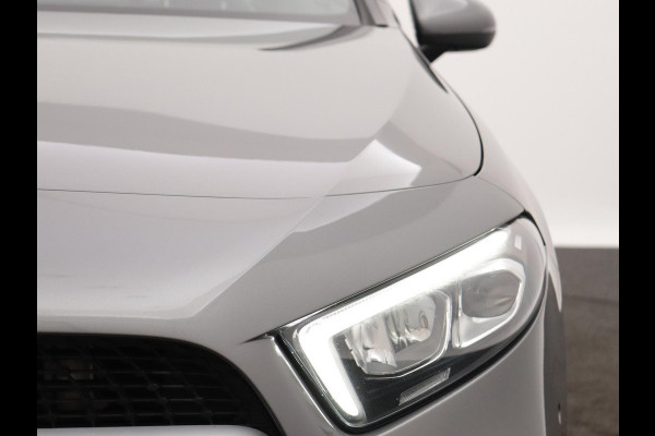 Mercedes-Benz A-Klasse 200 Premium SFEERVERLICHTING WIDE-SCREEN CAMERA LEER