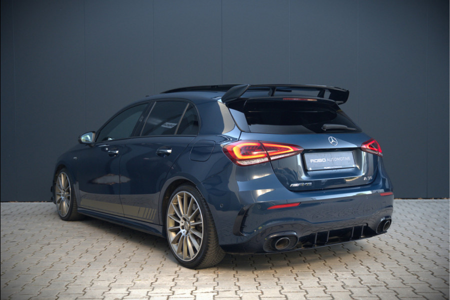Mercedes-Benz A-Klasse AMG 35 4MATIC Edition 1 | Panoramadak | Burmester | AMG Performance Recaro stoelen | Stoelverwarming | Keyless | Aero pack | Adaptive Cruise Control | Ambiance verlichting | 360 Camera |